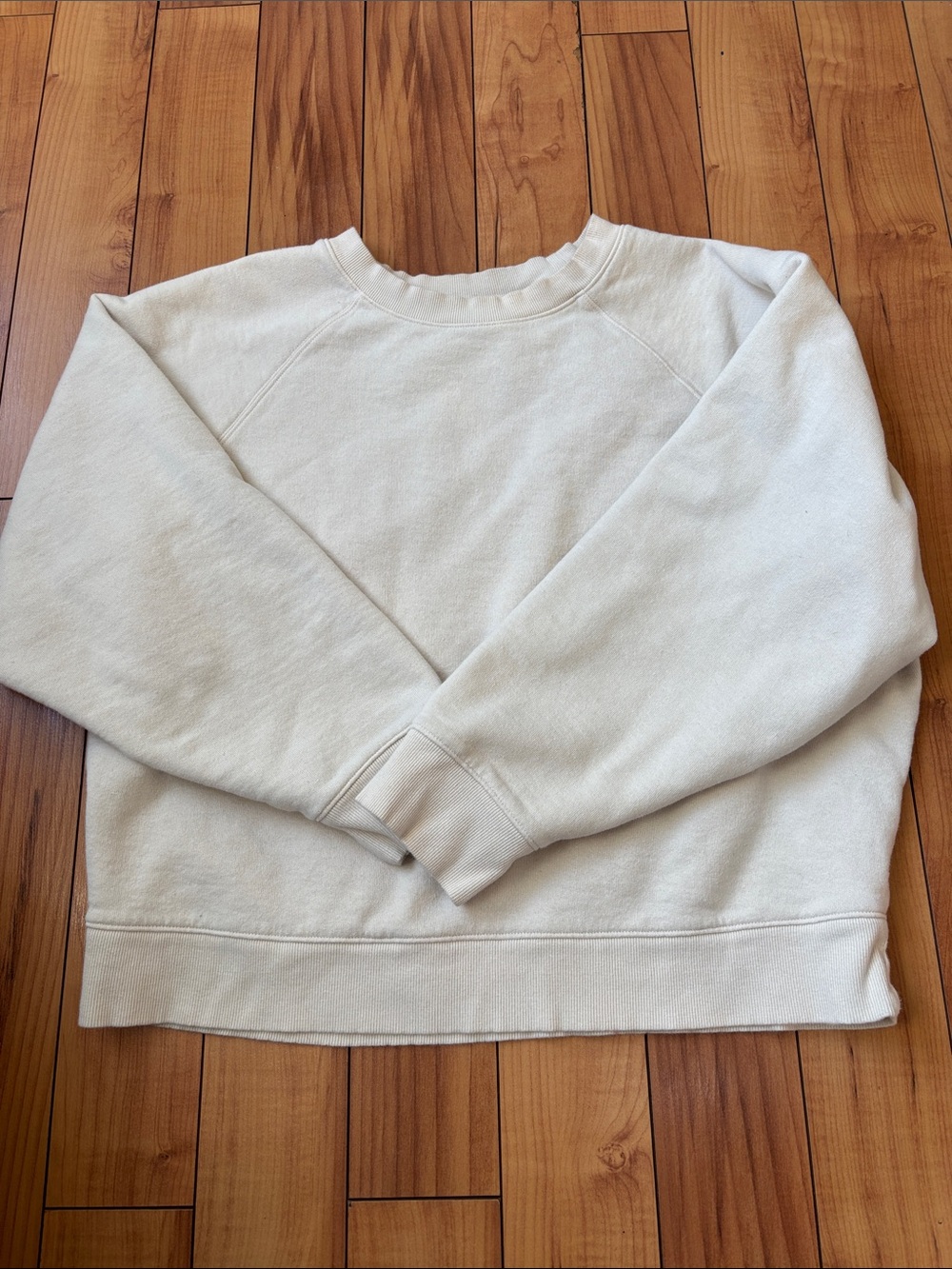 Old Navy Women's Cream Crewneck Sweatshirt
